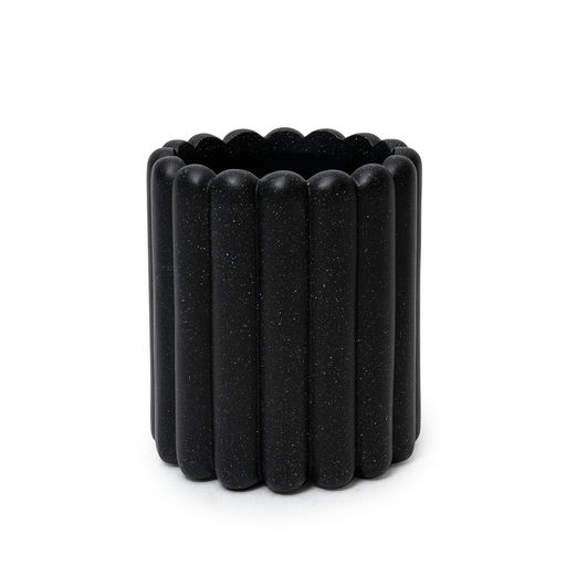Tiramisu Small Granite Finish Black – H: 16 in / D: 14 in – by Le Présent
